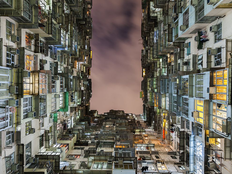 hong-kong-architecture-night_79790_990x742