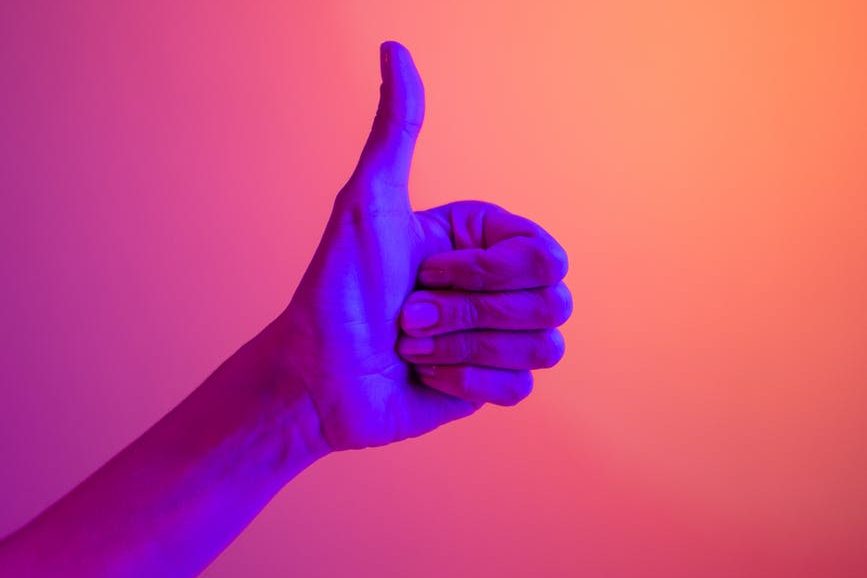 Hidup dari Pengakuan Orang&nbsp;Lain